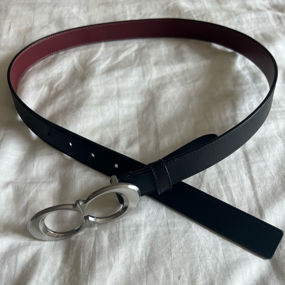Coach black belt with logo buckle